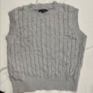 Forever 21 Cable Knit Sweater Vest Women's Medium Gray Preppy Crop Top